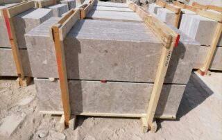 رخام عماني درج