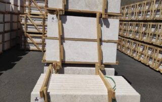 رخام كريمو لايت عماني